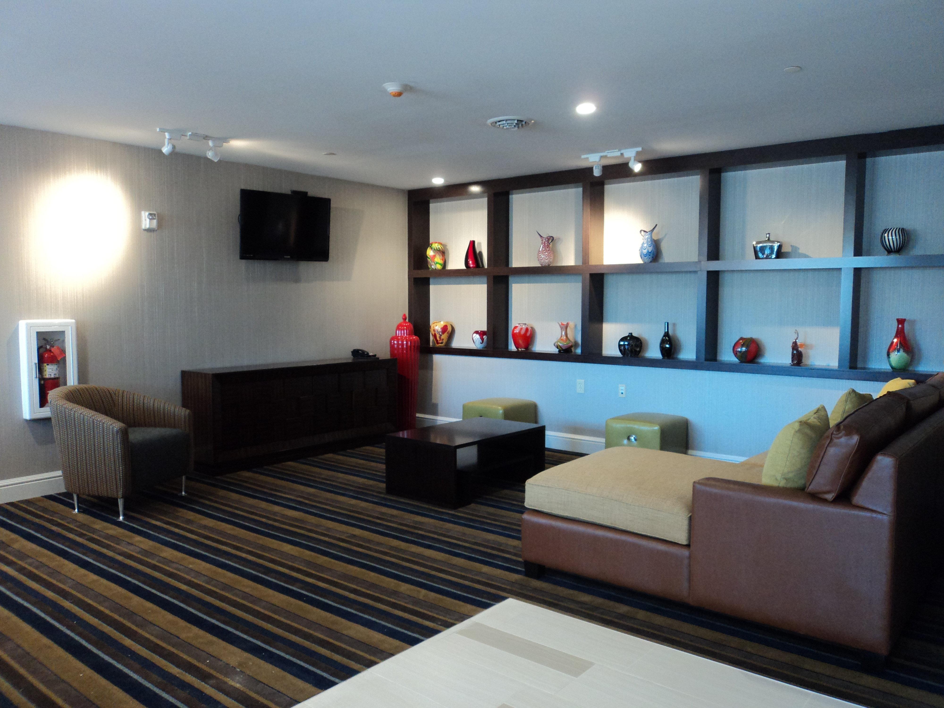 Holiday Inn Express Baltimore West - Catonsville By Ihg Exterior photo